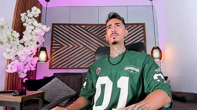 Donovan_Desmond webkamerás műsora