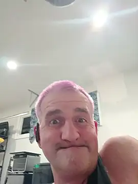 Smoothsilkcock Webcam show