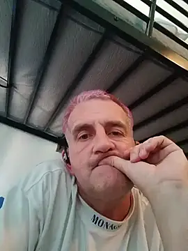 Smoothsilkcock webcam show