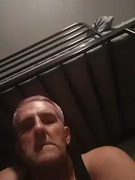Smoothsilkcock Show in webcam