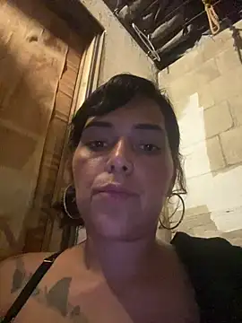 Show de intoxicated13 na webcam