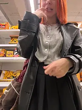 RosieSecret Show in webcam