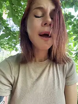 RosieSecret Chat XXX in diretta