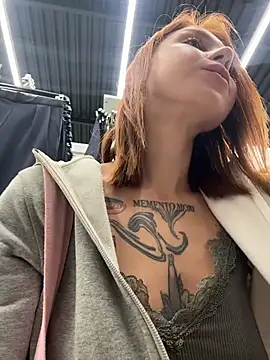 Pokazy przed kamerką – RosieSecret