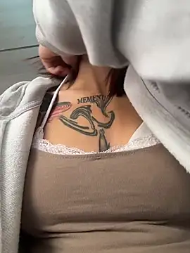 RosieSecret Show in webcam