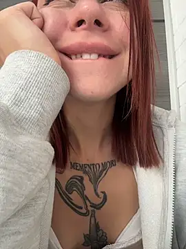 הופעת וובקאם של RosieSecret