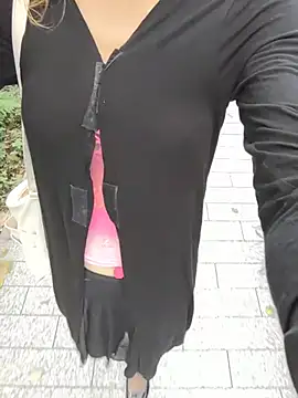 pink-mai's Webcam Show
