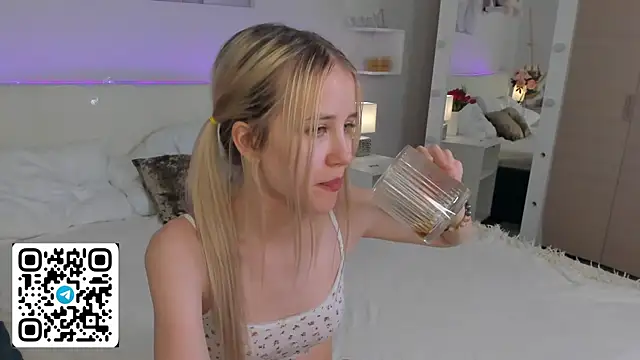 Anellyball XXX чат на живо