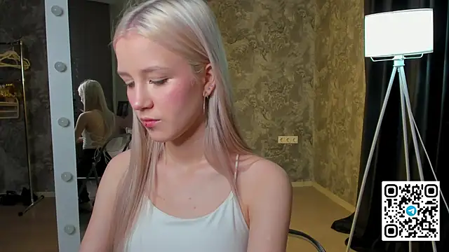 Anellyball's Live XXX Chat
