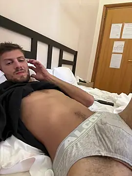 maxim27070's Webcam Show