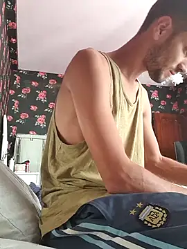 maxim27070 Webcam Show