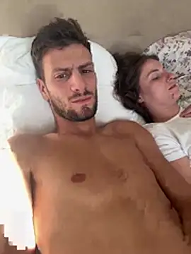 maxim27070 Show in webcam