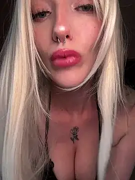 lovecassyrose's Webcam Show