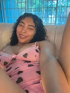 SophieD live XXX chat