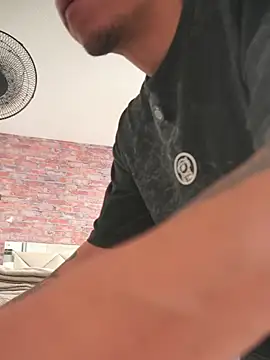 AlphaMasterXxx – webcam-show