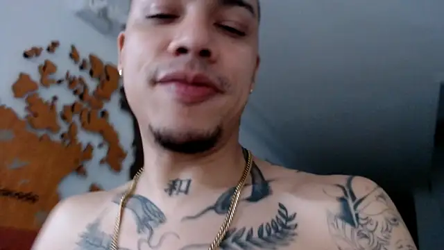 Show de AlphaMasterXxx na webcam