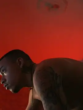 AlphaMasterXxx Webcam-Show