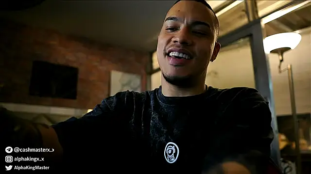 AlphaMasterXxx Webcam show