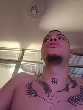 AlphaMasterXxx webkamerás műsora