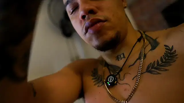 Show de AlphaMasterXxx na webcam