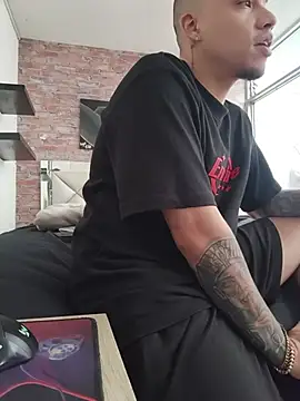 Show de AlphaMasterXxx na webcam