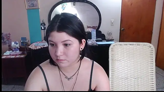 Ginebra_Sensual Adlı Modelin Canlı XXX Sohbeti