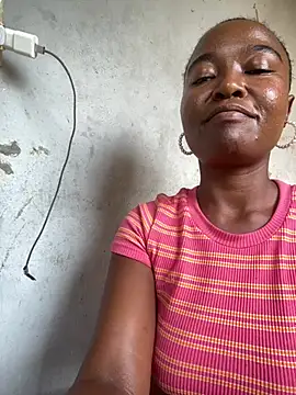 Chat +18 de AngelaZamera ao vivo