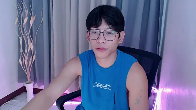 pinkcock_froi2305 在線直播表演