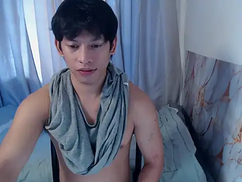 pinkcock_froi2305 Pertunjukan Webcam