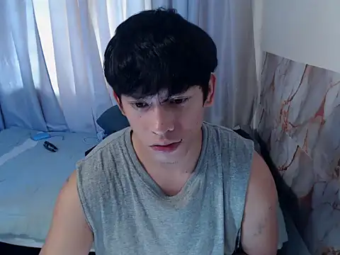 pinkcock_froi2305 Pertunjukan Webcam