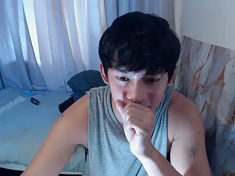 pinkcock_froi2305 网络视讯表演