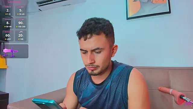 عرض كام Valentiinoss