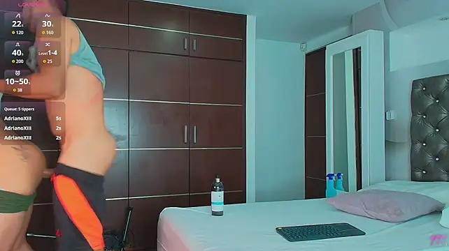 Valentiinoss webkamerás műsora