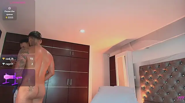 Valentiinoss Pertunjukan Webcam