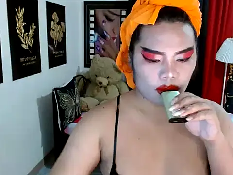 TSbrianaHugeCock Show Webcam