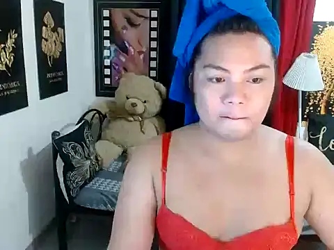 TSbrianaHugeCock Webcam show