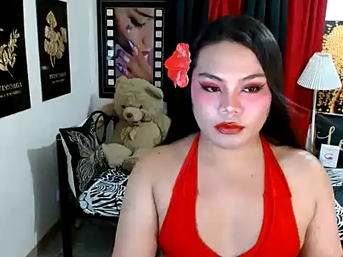 TSbrianaHugeCock's Webcam Show