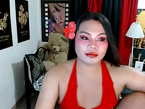 Show Webcam de TSbrianaHugeCock