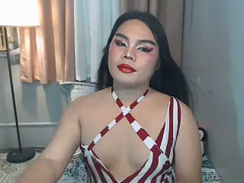 TSbrianaHugeCock's Webcam Show