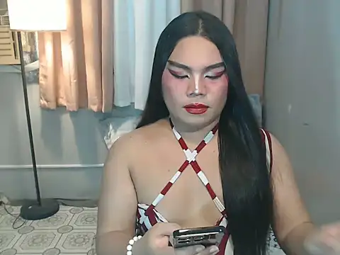 TSbrianaHugeCock's Webcam Show
