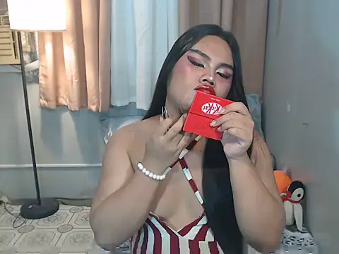 TSbrianaHugeCock's Webcam Show