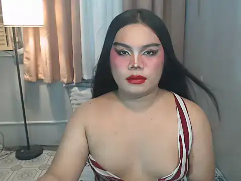 TSbrianaHugeCock's Webcam Show