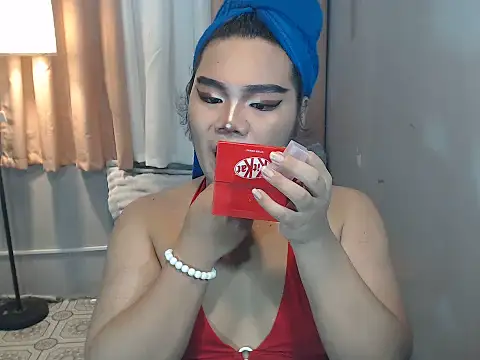TSbrianaHugeCock webcam show
