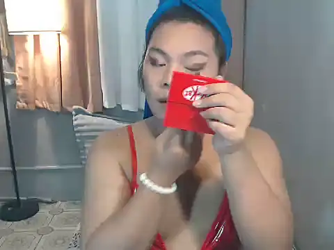 TSbrianaHugeCock Webcamshow