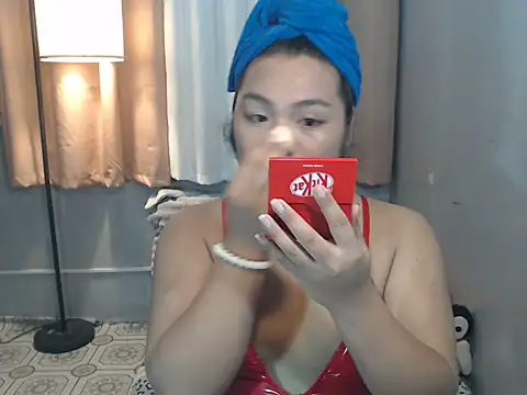 Вебкам-шоу TSbrianaHugeCock