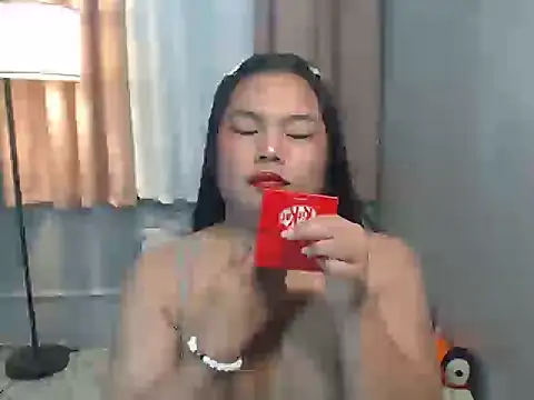Webkamerová show TSbrianaHugeCock