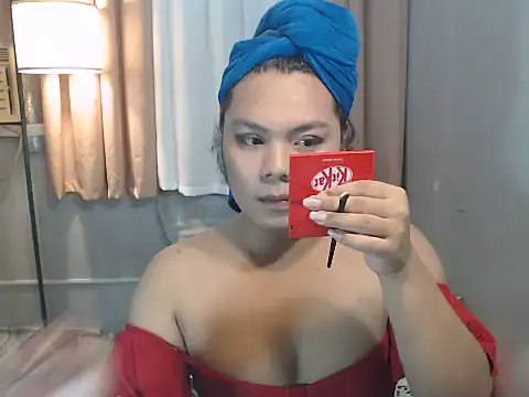 Show de TSbrianaHugeCock na webcam