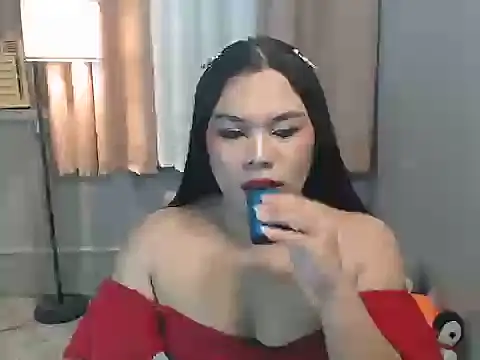 Webkamerová show TSbrianaHugeCock