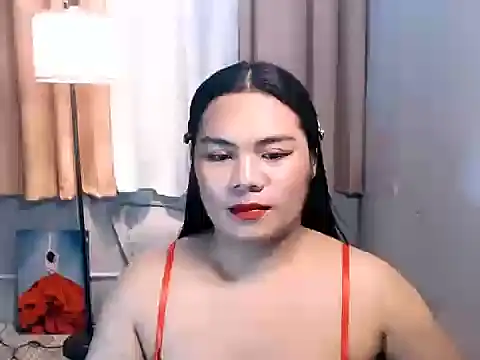 TSbrianaHugeCock Show in webcam