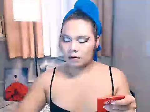 TSbrianaHugeCock – webcam-show